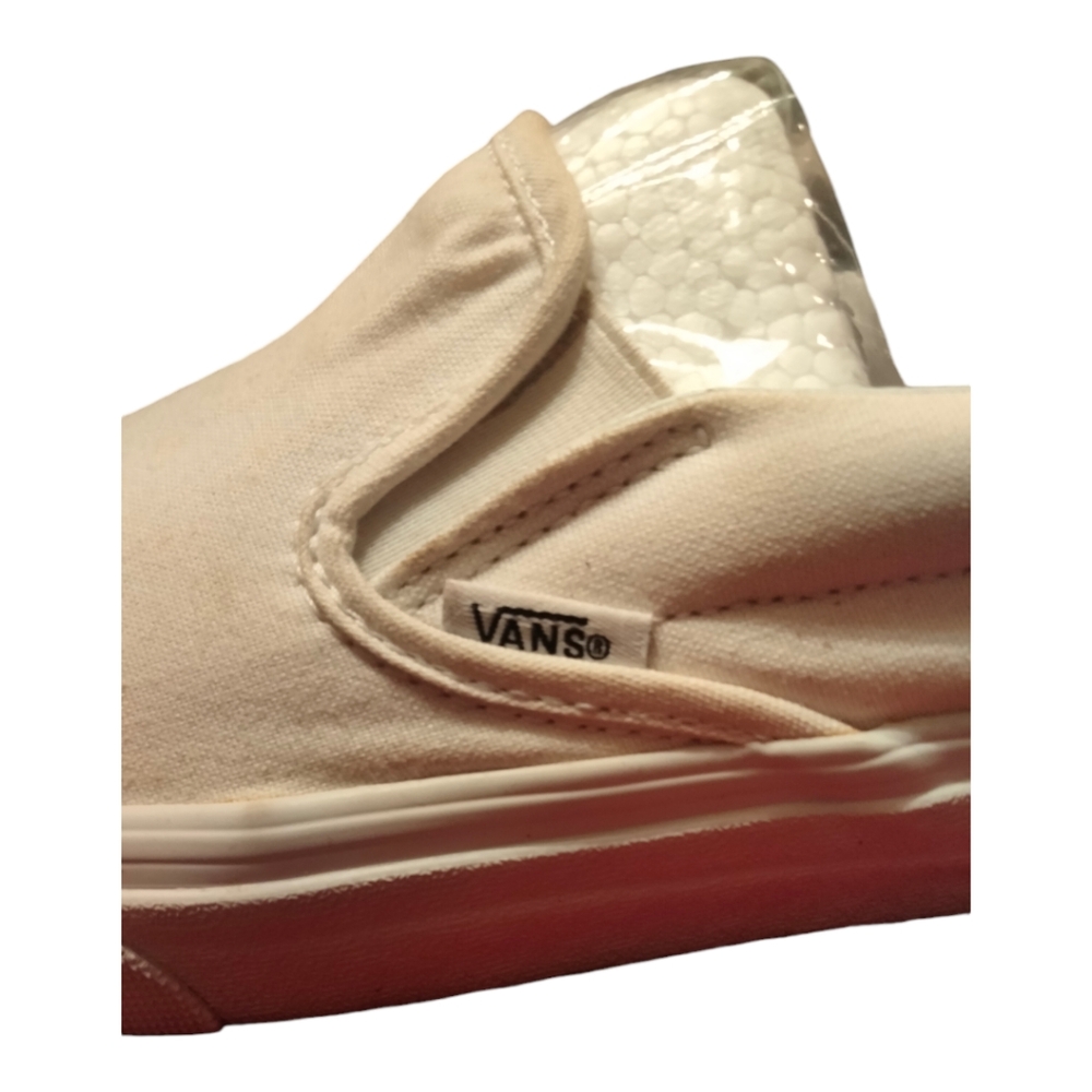 Vans - Picture 6 of 7